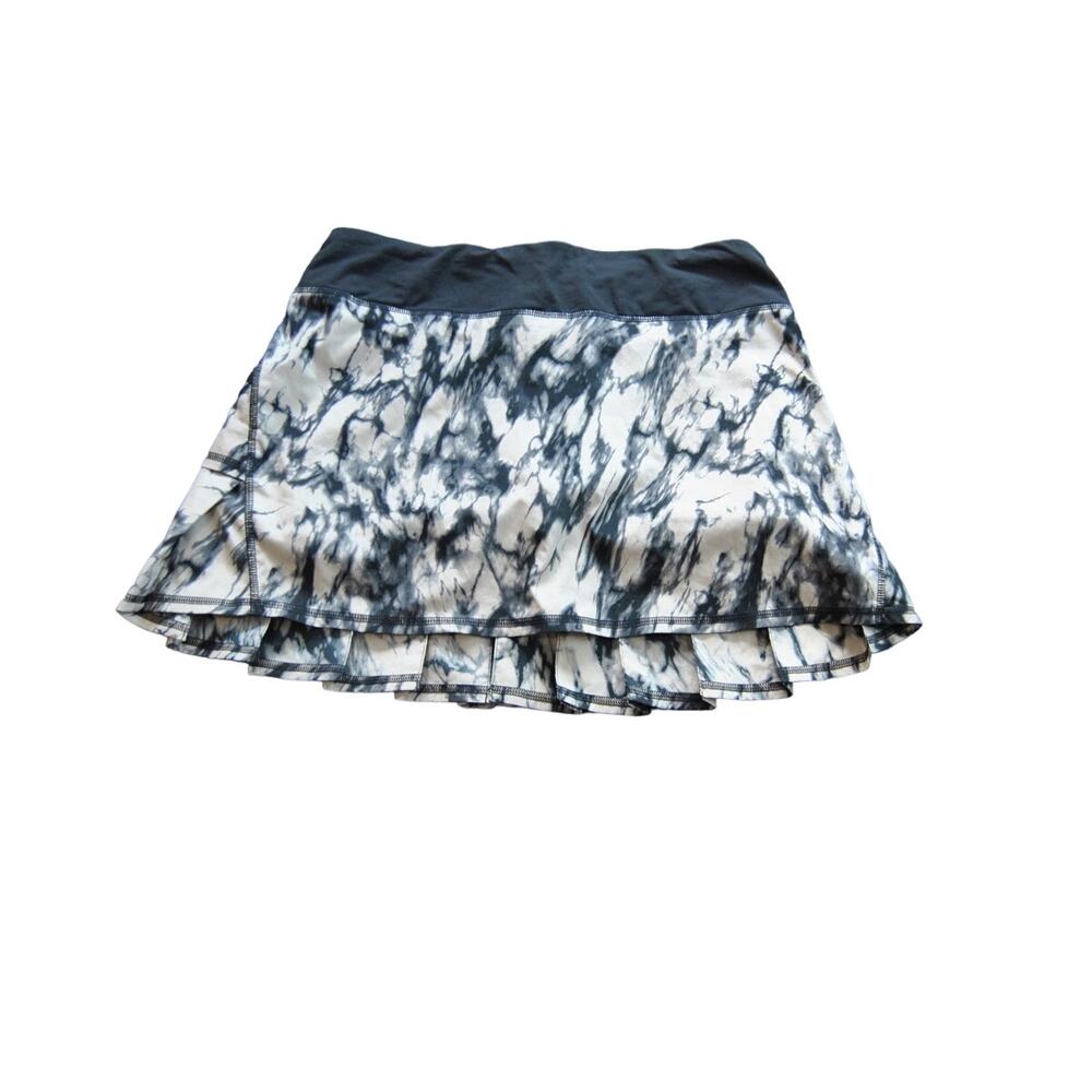 Lululemon Skirt Black White Size: 6